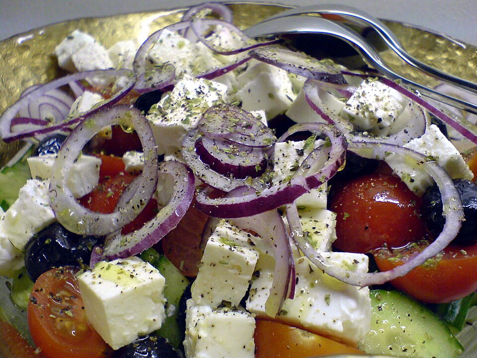 Akdeniz Salata