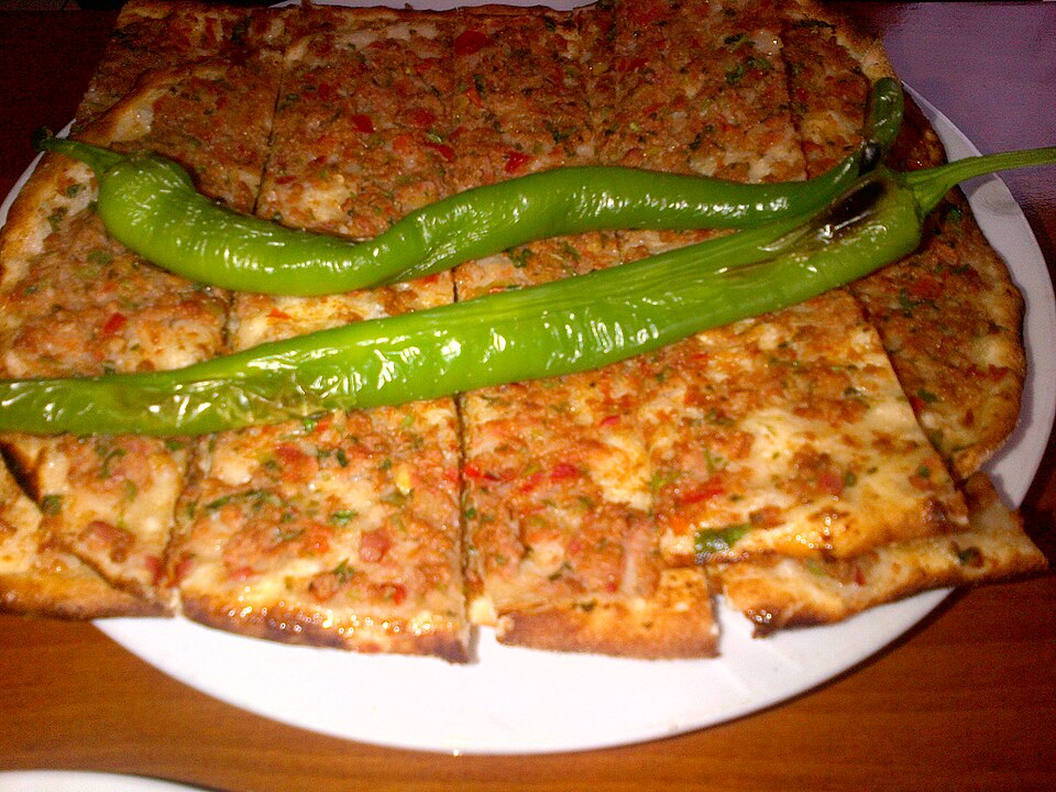 Kıymalı Pide